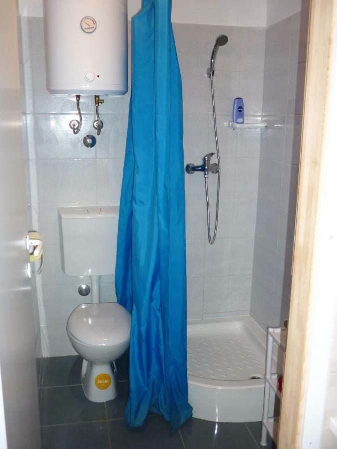 Apartman Tisno Esterno foto