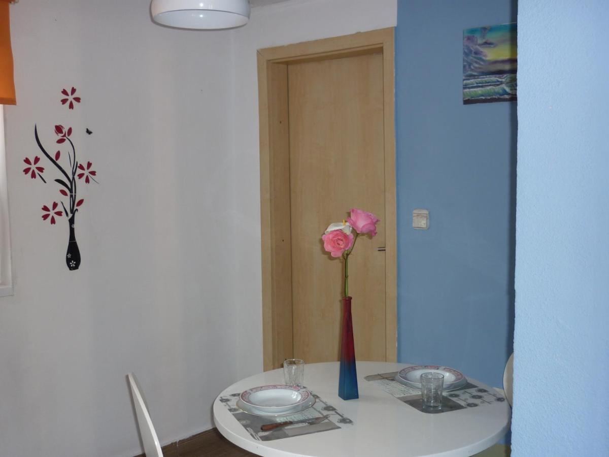 Apartman Tisno Esterno foto