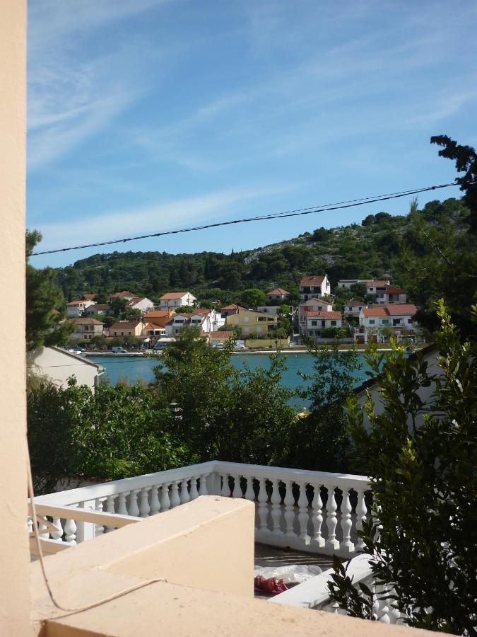 Apartman Tisno Esterno foto